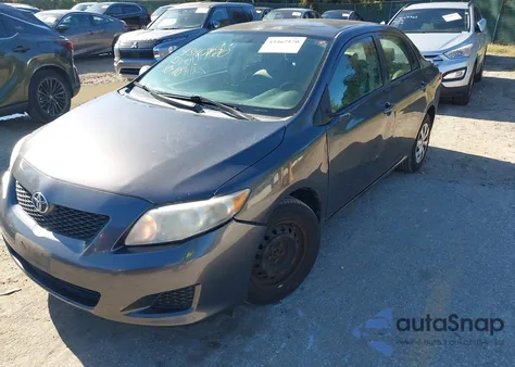 2010 Toyota Corolla Le z USA, uszkodzony, nr VIN 2T1BU4EE9AC249901